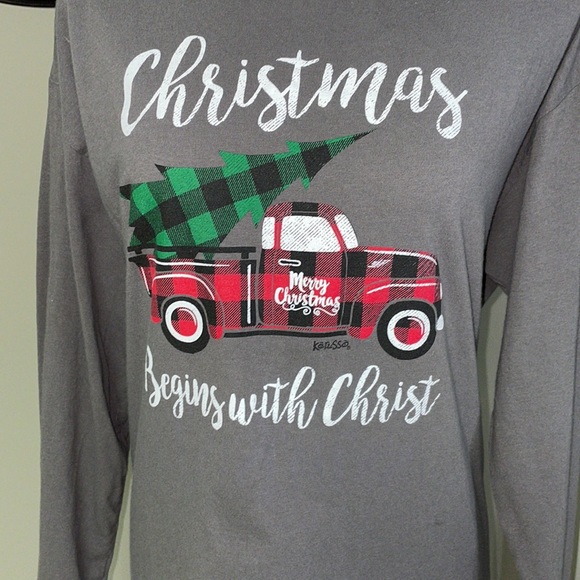 Gildan large, long sleeve, gray Christmas shirt. - Picture 1 of 6